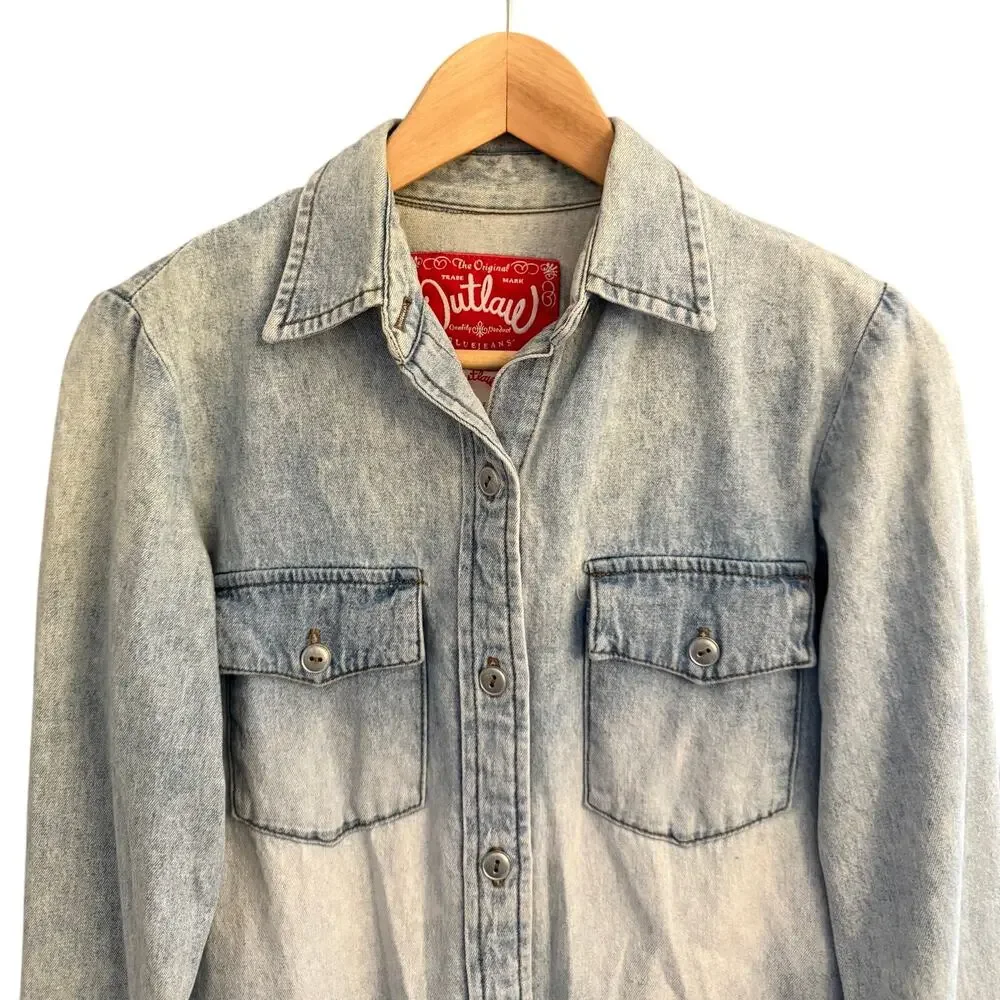 Vintage Outlaw Denim Shirt Women's Small USA Made Light Wash Western Jean Top - Picture 2 of 12